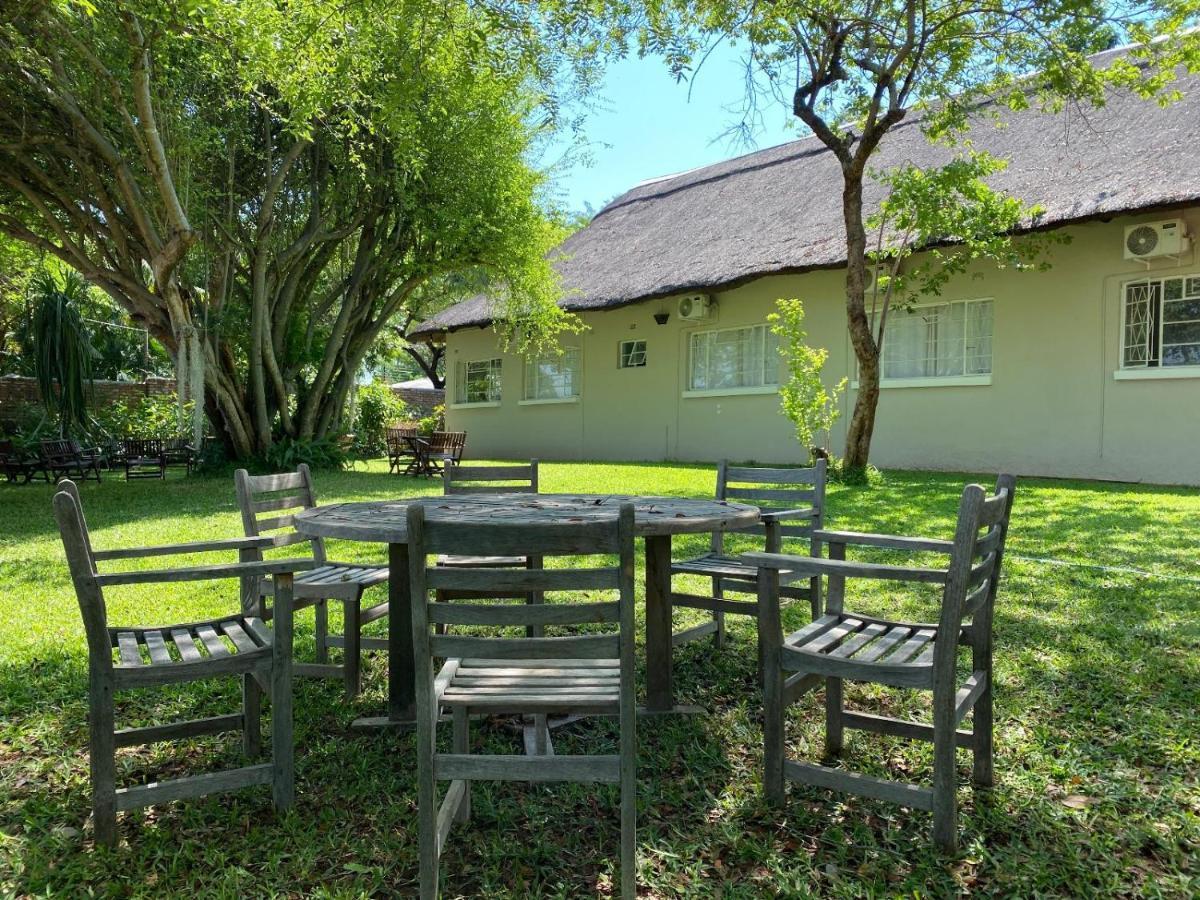 Drift Inn Victoria Falls Dış mekan fotoğraf